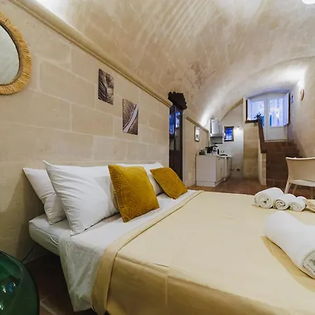 Dimora Castelvecchio-sassi Di 马泰拉