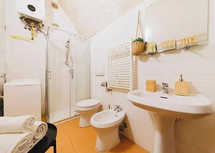 Dimora Castelvecchio-sassi Di *